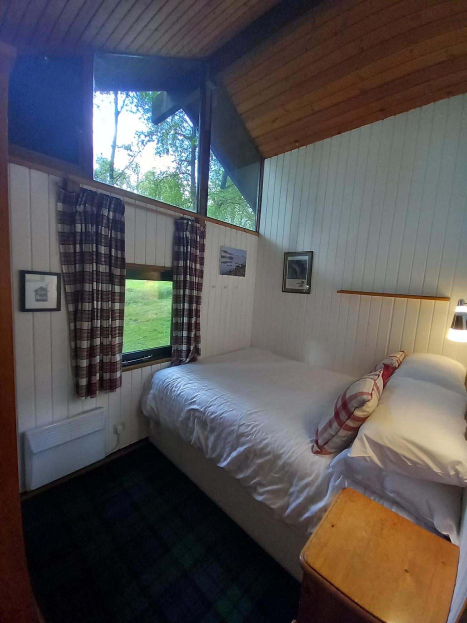 Loch Aweside Forest Cabins Dalavich Habitación foto